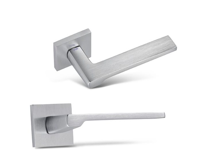 147-R8C-CS-fila-manilla-puerta-poignee-door-handle-groel-1